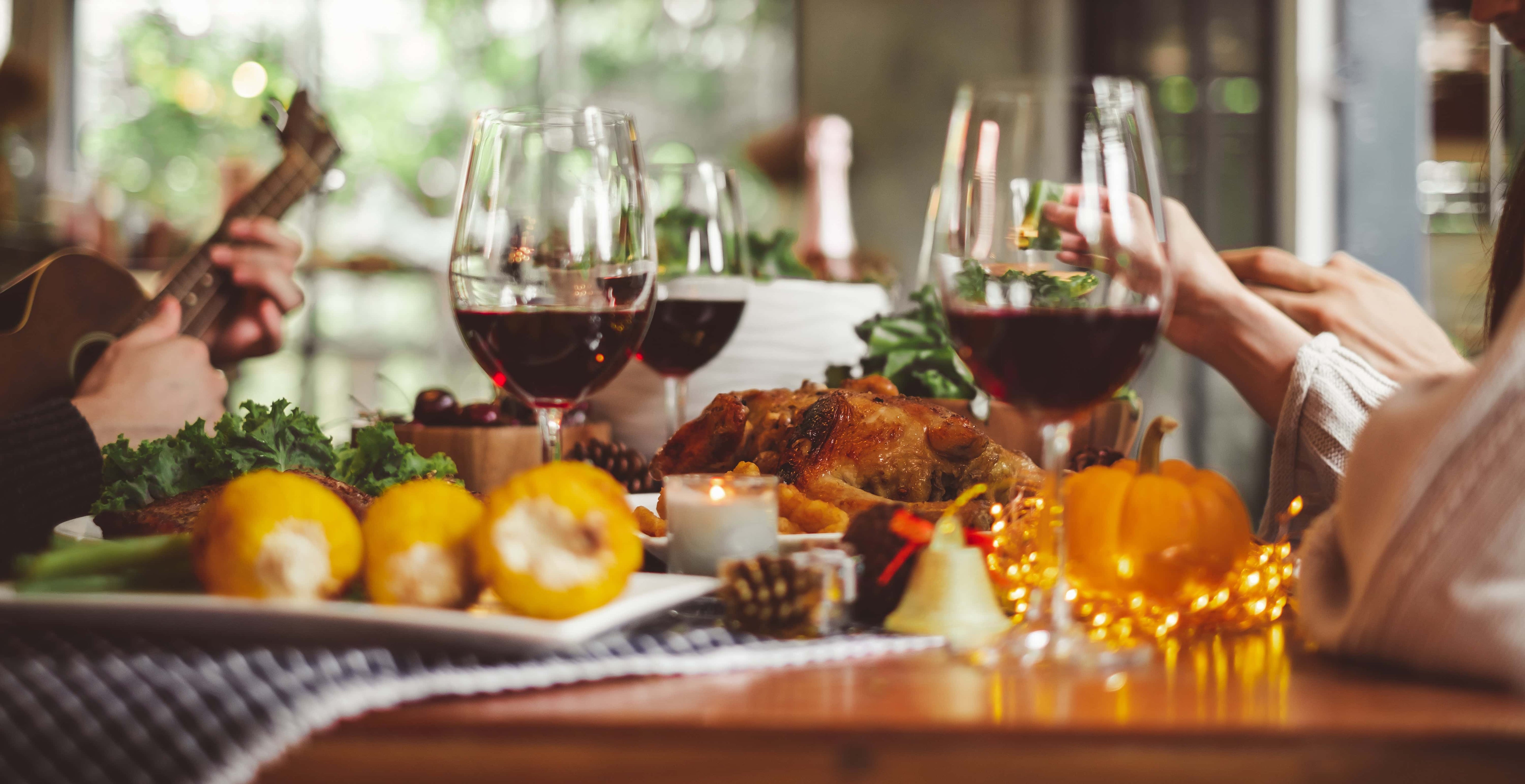 The Ultimate Thanksgiving Wine Pairings Guide