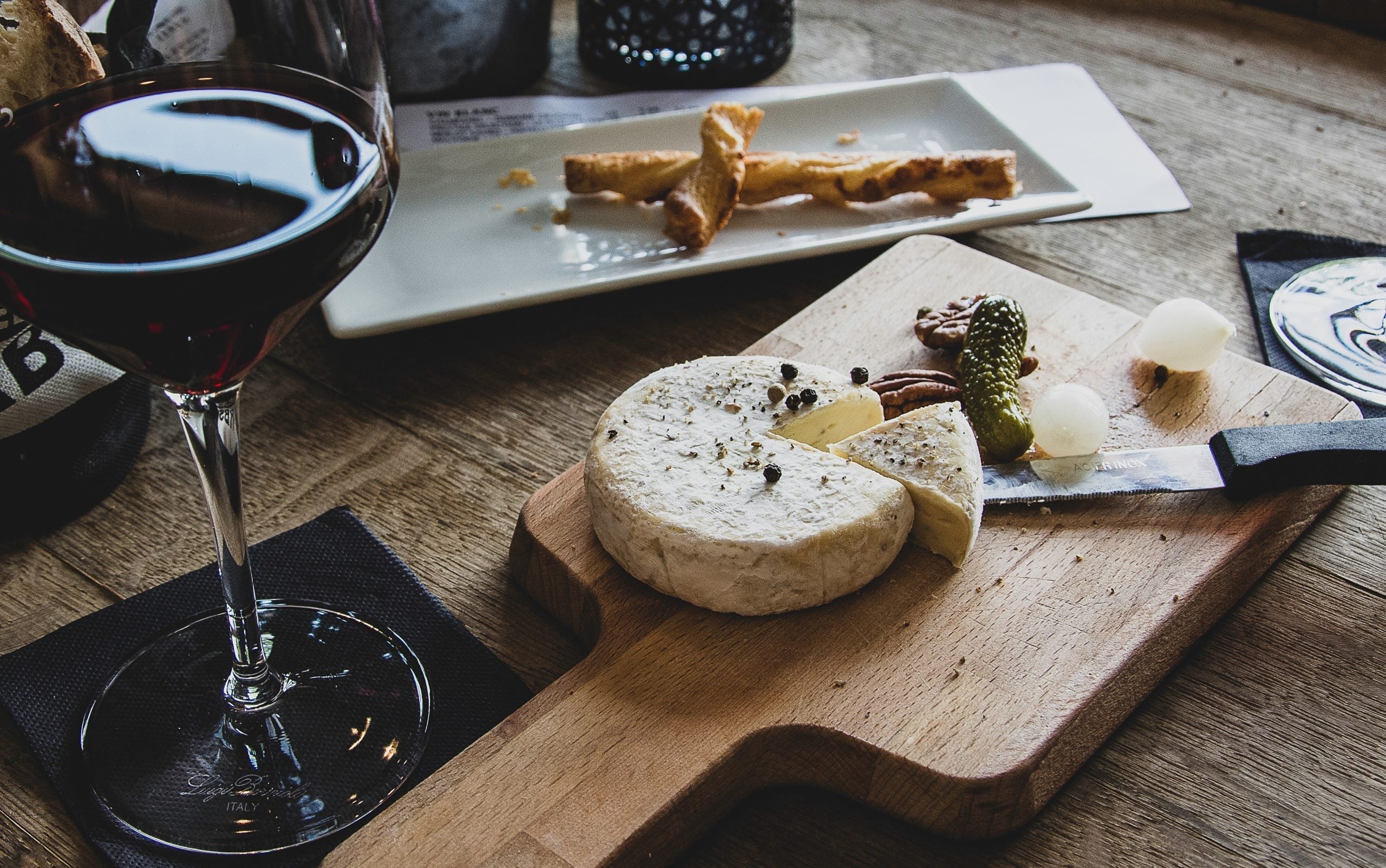 Formaggio Spotlight: National Wine & Cheese Day
