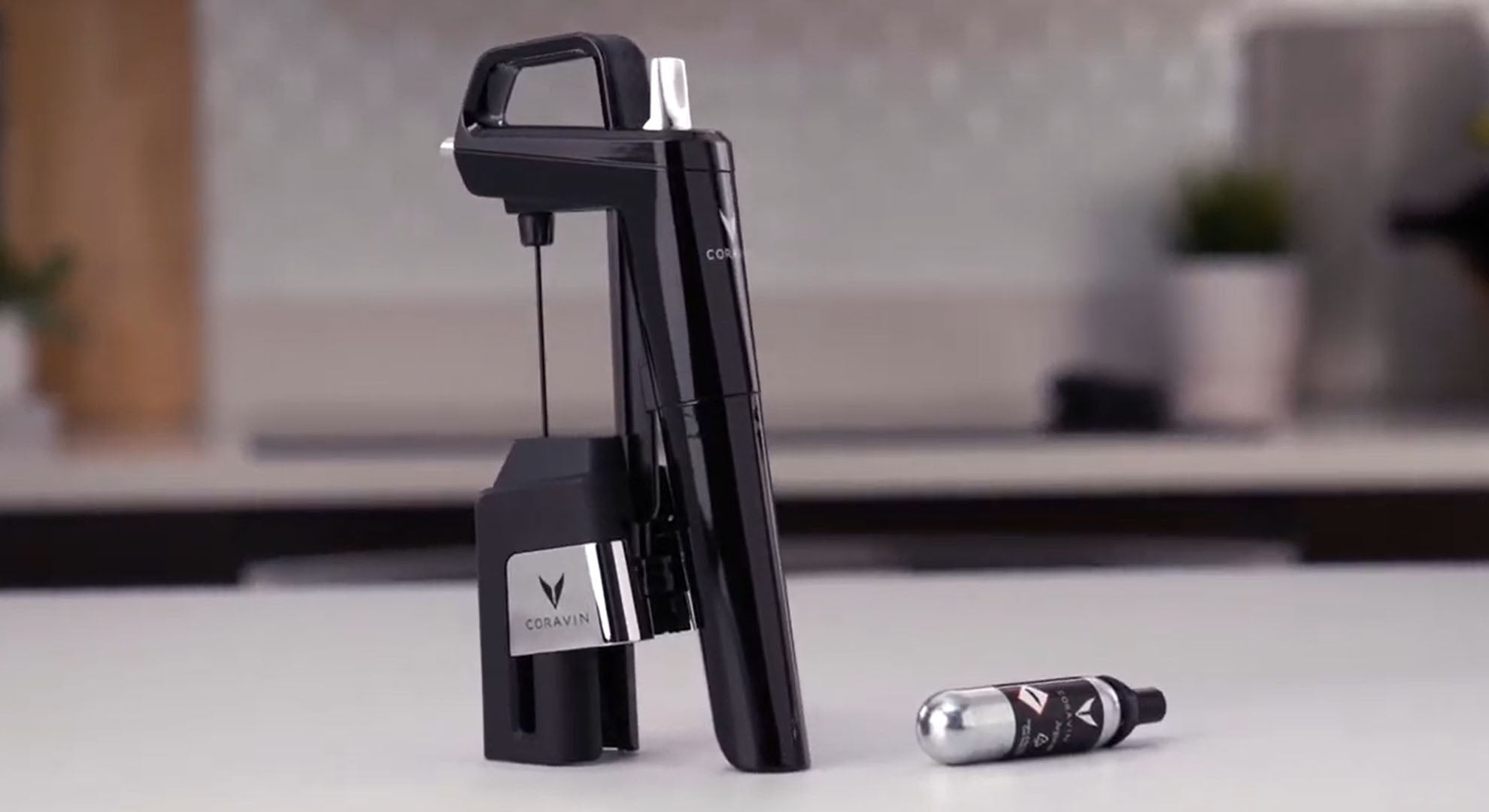 SmartClamps™ ユーザーガイド | Coravin ワイン保存システム