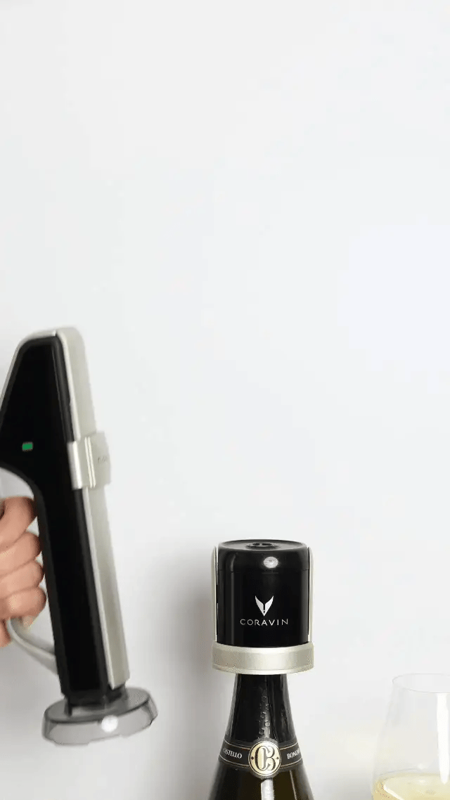 CORAVIN ワイン保存システム アルゴンガス(空) エアレーター付き Amazon | Coravin Timeless Six Plus ワイン保存システム (シルバー
